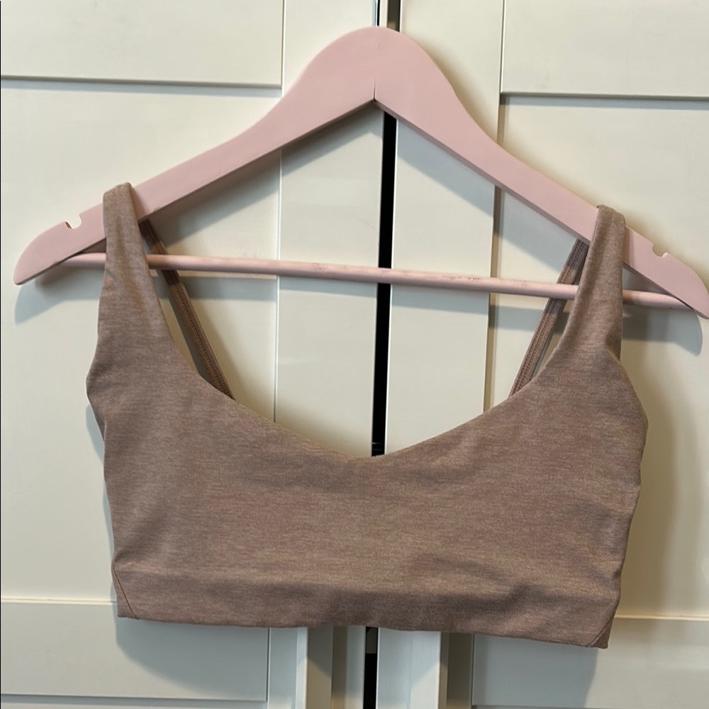 ✨ BuffBunny Mauve/Taupe Scoop Neck Sports Bra Size Medium ✨